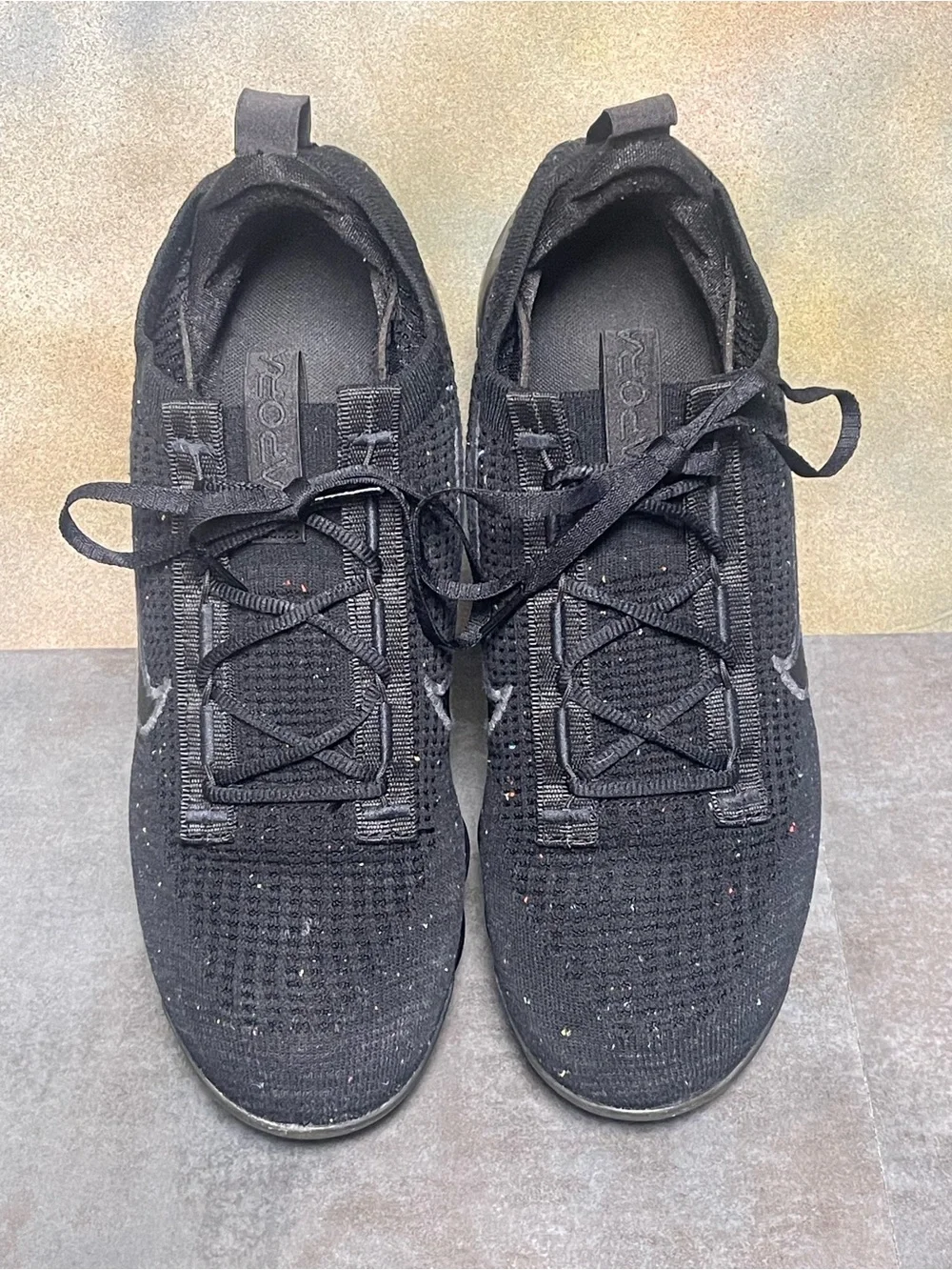 Nike Air VaporMax 2021 Men’s Triple Black Sneakers Size 10.5